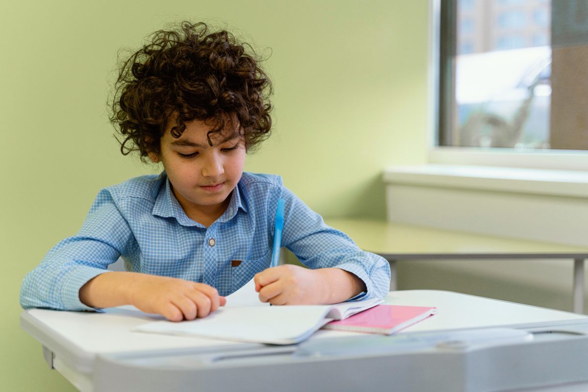 Ensino fundamental: preocupação com atraso escolar aumenta